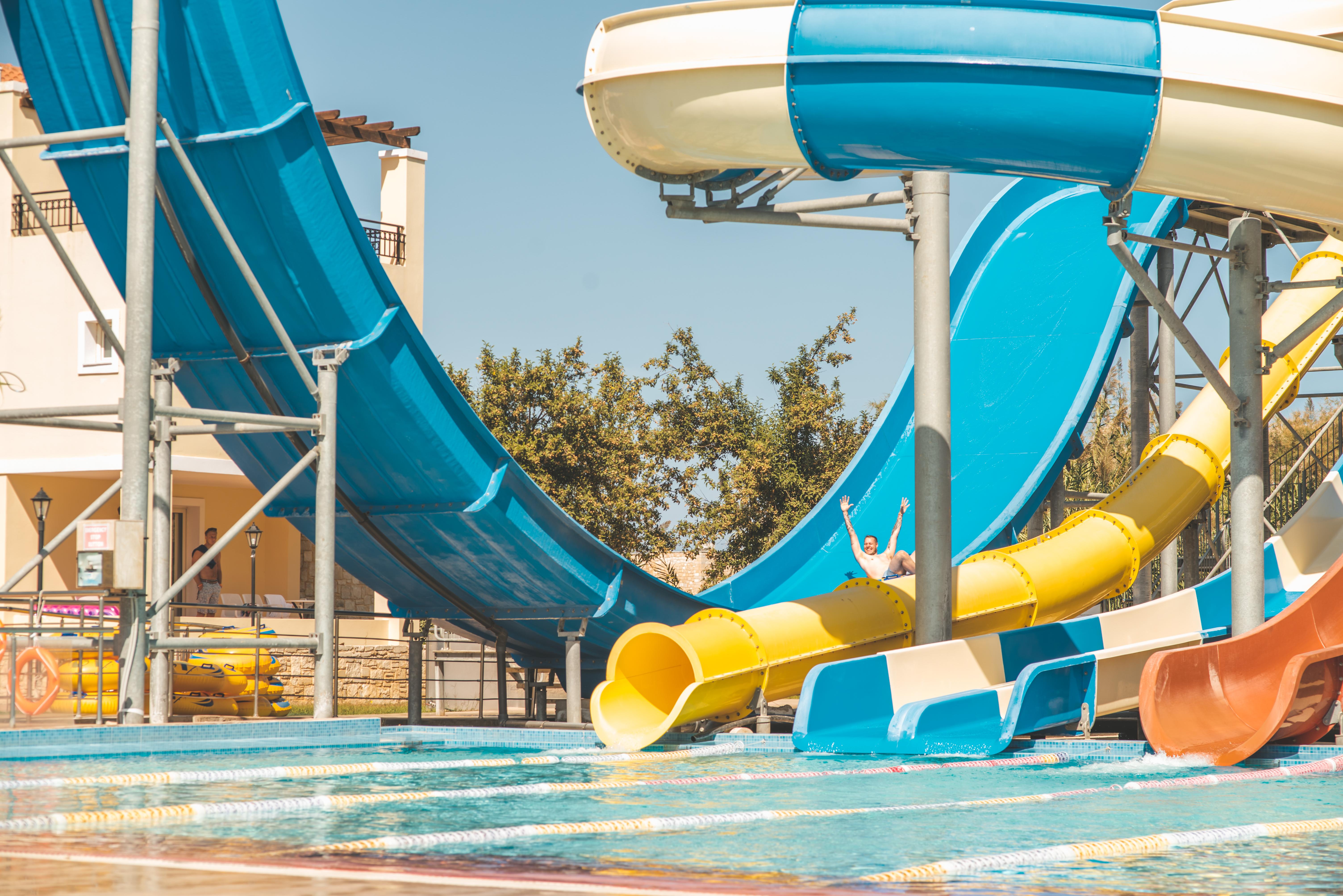 Chrispy Waterpark Resort Kolymbari Exterior photo